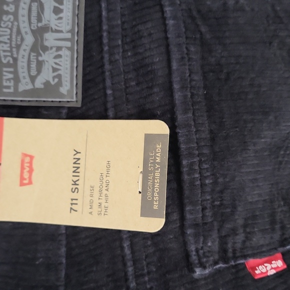 Levi's 711 Ribbed Black Women's Jeans - Picture 5 of 7